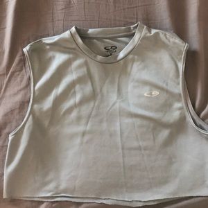 Cropped Champion Athletic shirt